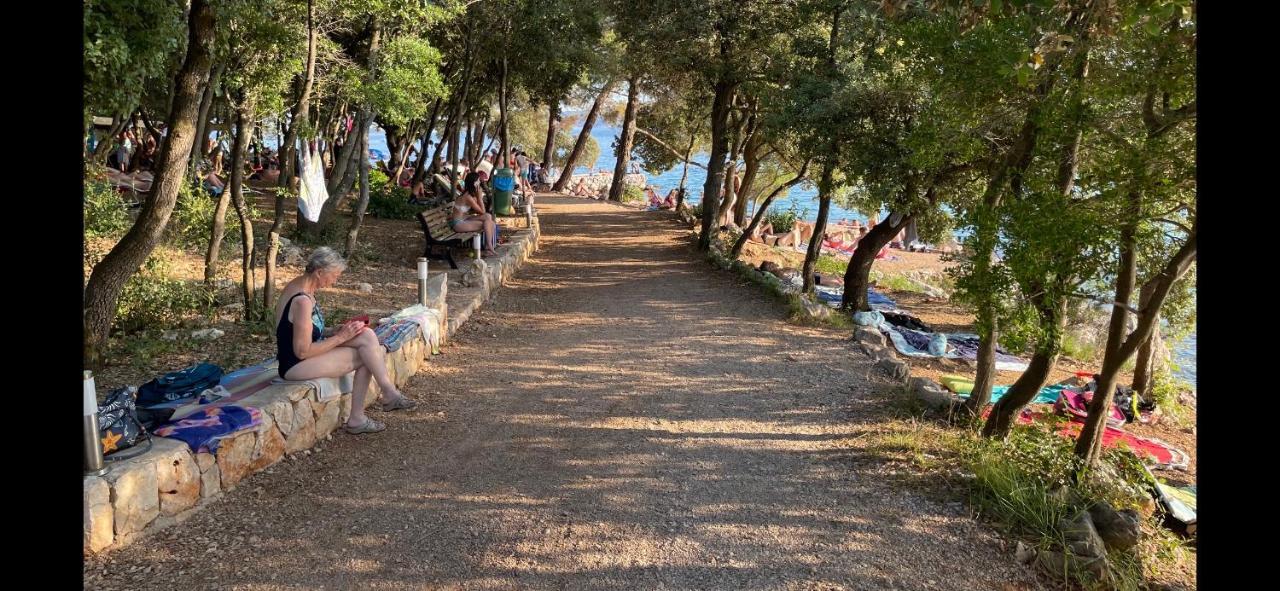 Villa Mira ***** Pinezići Buitenkant foto
