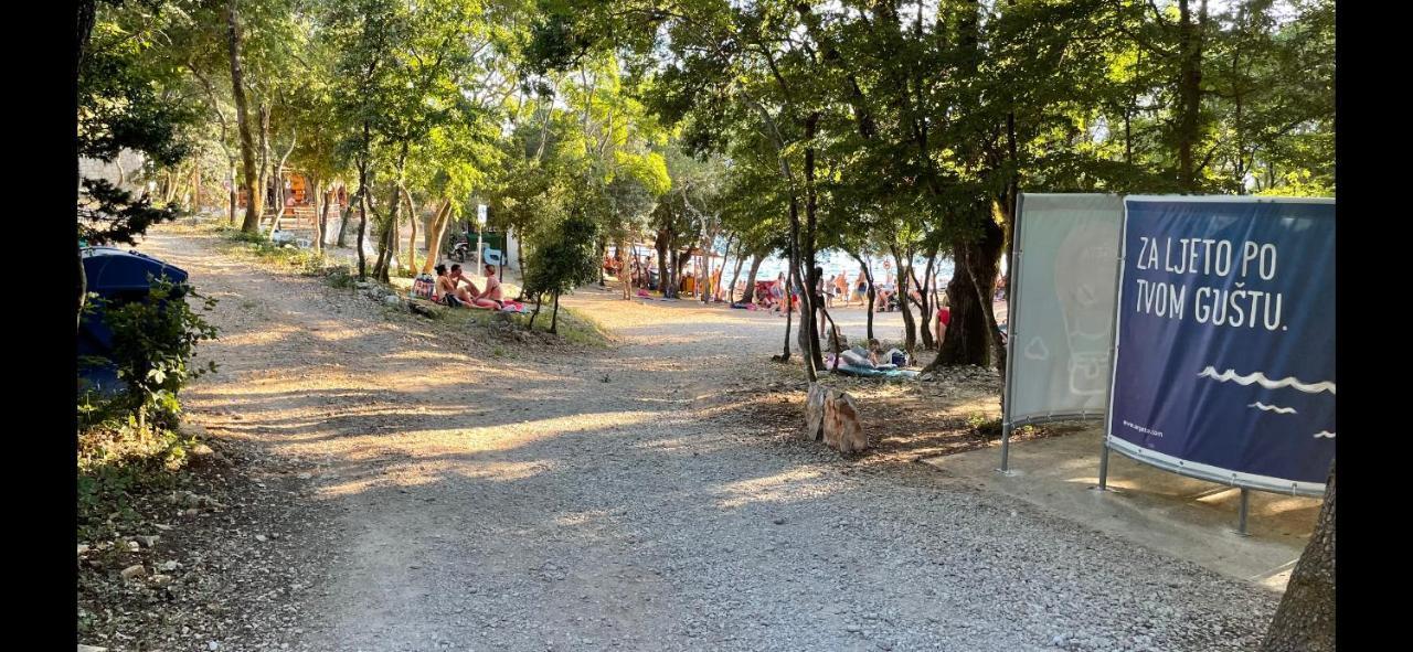 Villa Mira ***** Pinezići Buitenkant foto